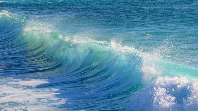 Alt="Image of the surf to represent the law of rhythm"